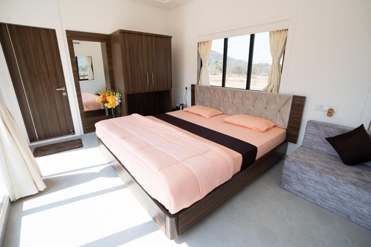 Eden Garden Villa อลีบาก ภายนอก รูปภาพ
