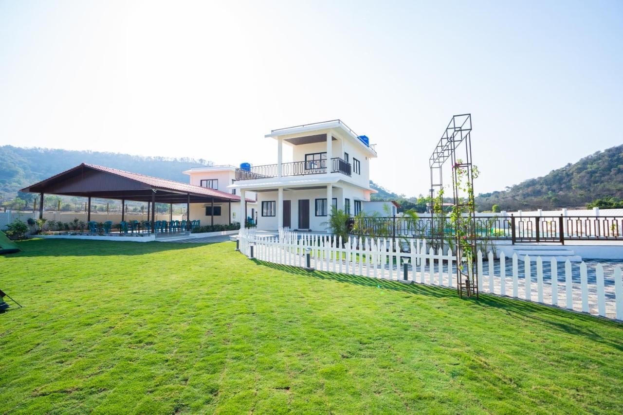 Eden Garden Villa อลีบาก ภายนอก รูปภาพ